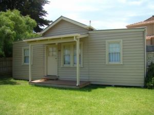 George Cottage - Darwin Tourism